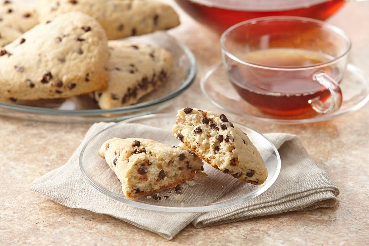 59662_28_Vanilla-Chocolate-Chip-Scones